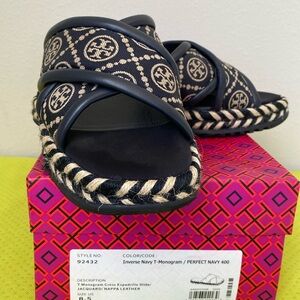Tory Burch Open-toe ,modern and classy espadrille sandals!